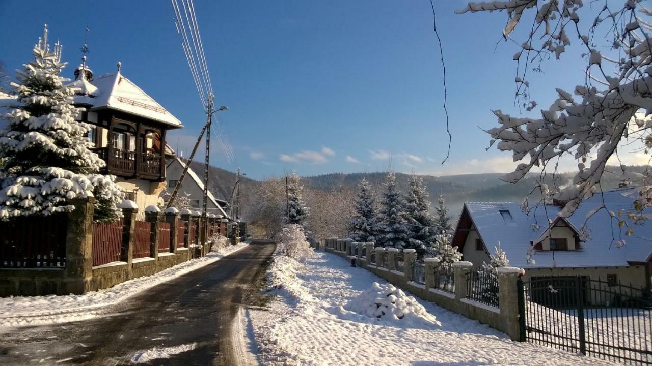 Wysokie Laki Domki W Gorach โควารี ภายนอก รูปภาพ